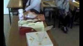 Okuldaki Doğum Günü 3