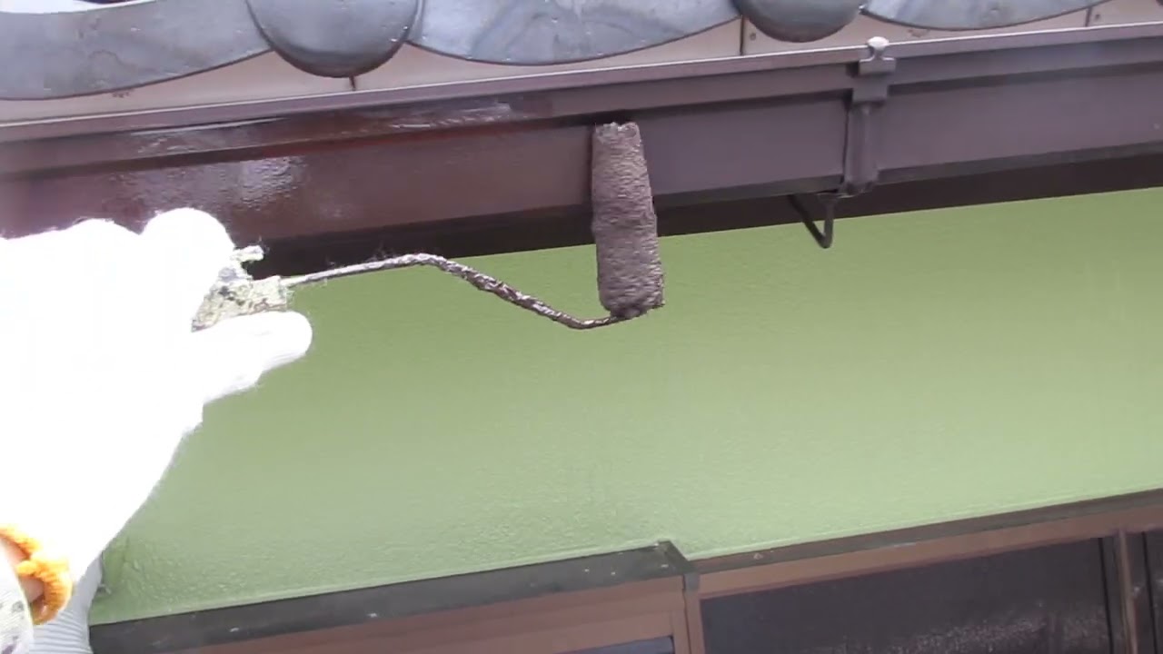 ⑫軒樋　上塗り１回目　施工中