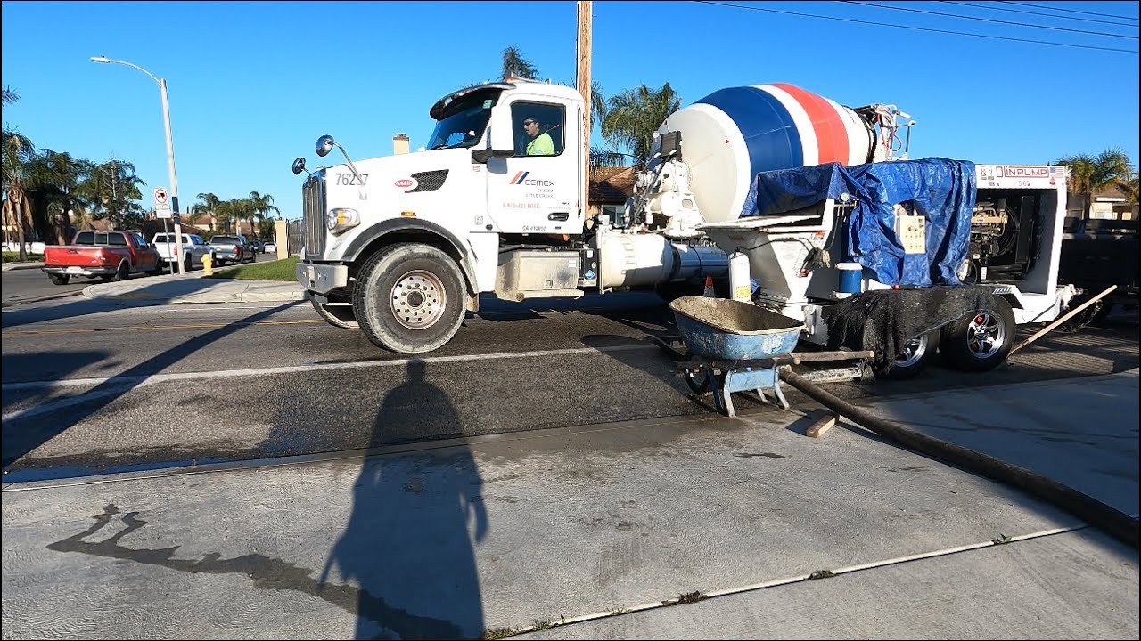 Insane Concrete Pump pour (300ft Push!) In Southern California!!