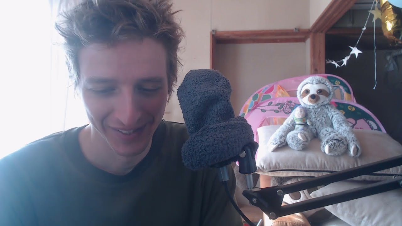 ASMR video - Getting me an ally (Whisper, unboxing. rambling)