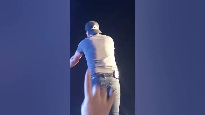 Luke Bryan dancing Farm Tour Oct 8 McCalla Al