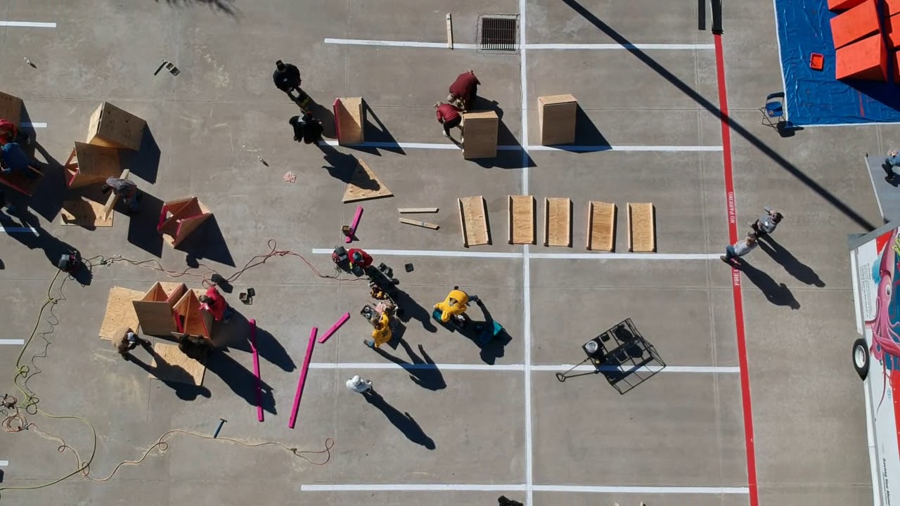 Houston Huts 4 Mutts Build Day 11318 YouTube