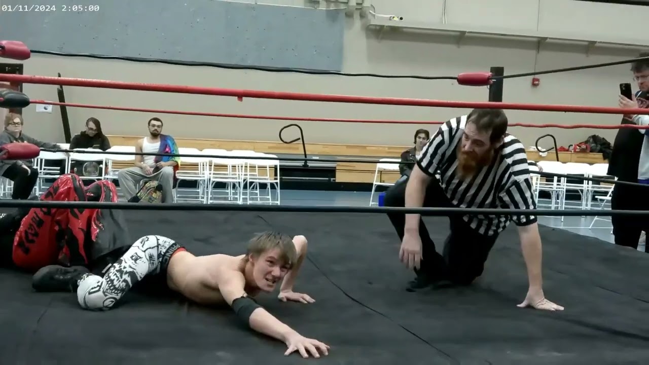 King of the Center Pre-Show - Joe Stone vs Kraven Rage