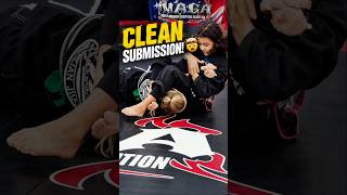 She Pulls Off The Perfect Armbar! 🥋🔥 #jiujitsu #bjj #shorts