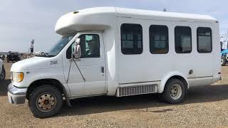 Lot 117 2006 Ford E-450 Bus 2006 Ford E 450 Bus Lot 10886 A