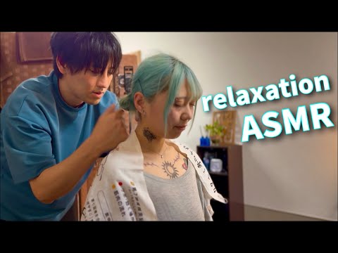 ASMR 仕事と音楽に全力な女性に全身マッサージ！肩から脚まで凄く疲れてます！