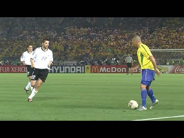 Ronaldo Vs Germany - 2002 WC Final - (English Commentary)