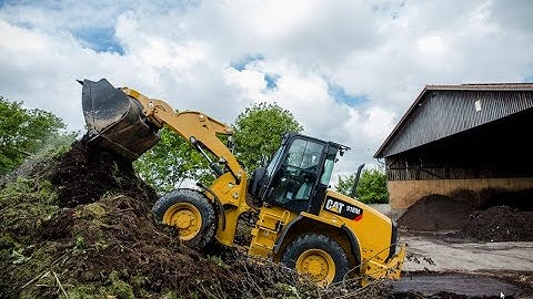 Rim Pull | Cat® 906M-907M-908M-910M-914M-918M Compact Wheel Loader Operating Tips