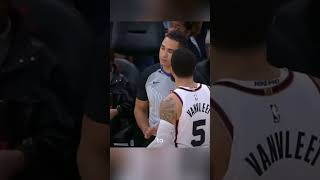 Fred VanVleet pokes referee in the head-Houston Rockets vs Portland Trail Blazers #fredvanvleet #nba