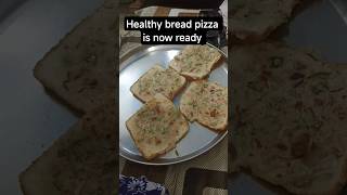 healthy bread pizza at home without cheese. #radheradhe #cooking #breadpizza #healthy #recipes