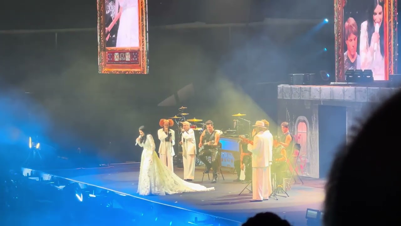 Hasta la raíz - Laura Pausini - Yo Canto World Tour 2026
