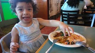 Melody en el Sakura Buffet