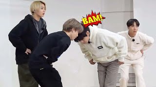 [Eng Sub] Funny moments when BTS is careless 😍