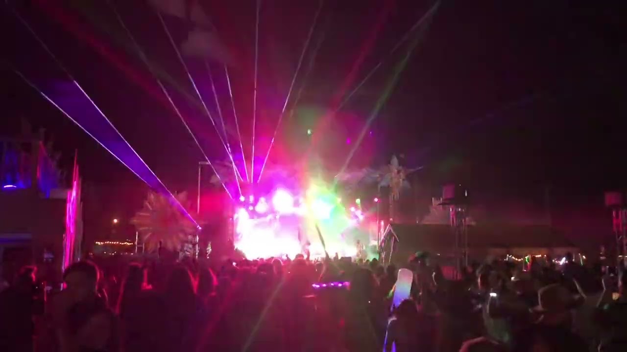 Blunts & Blondes - All Around The World @ Elements Festival 2022