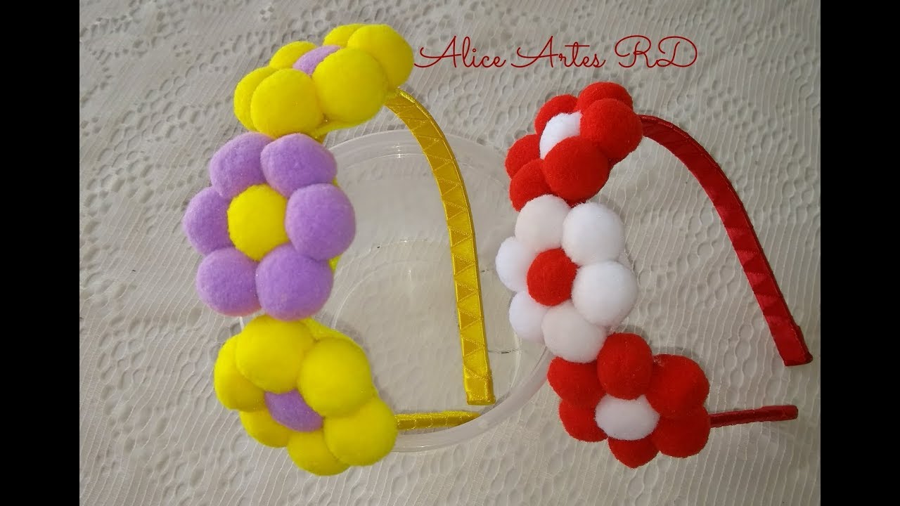 Tiara com Flor de Pompom  Aula 146