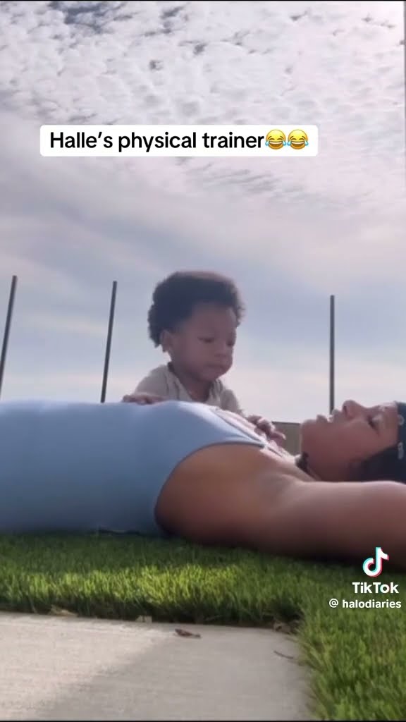 Halle’s physical trainer #hoodnews #hallebailey #halo #halle #workout #fitness #baby #trending #how
