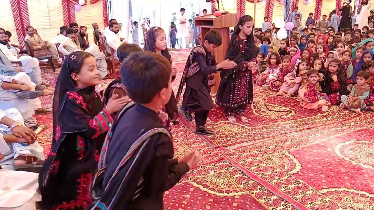 Balochi dance. Balochi folk performance, Balochi wedding dance 