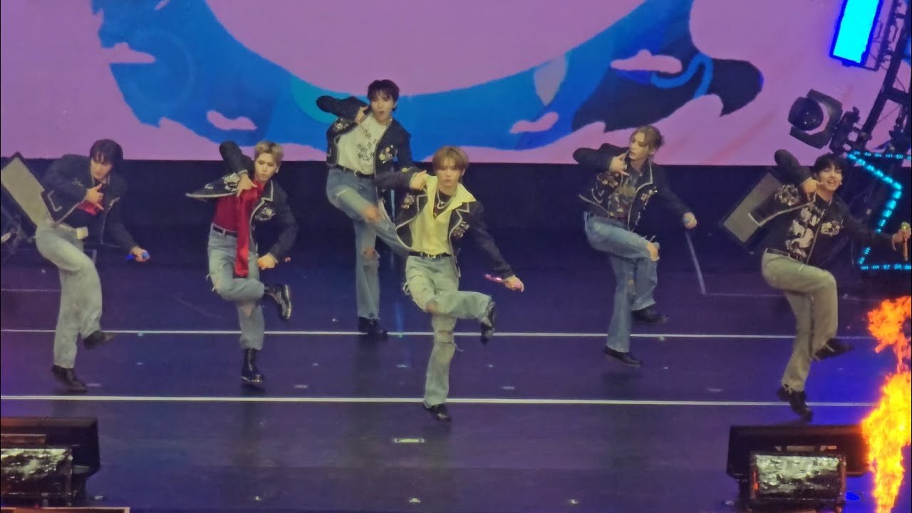 BOYNEXTDOOR TOUR 'KNOCK ON Vol.1' in Manila 250322 | Intro VCR + Earth, Wind & Fire + Dangerous