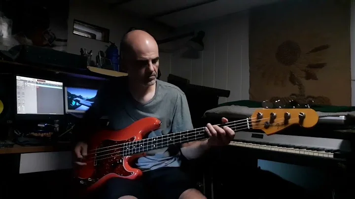 Roxy Music - Love is the drug - Bass Cover John Gu...