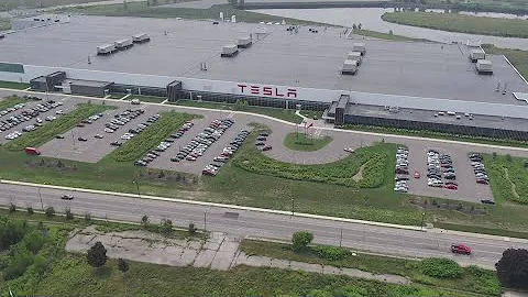 Tesla Drops $500 Million  DOJO Supercomputer