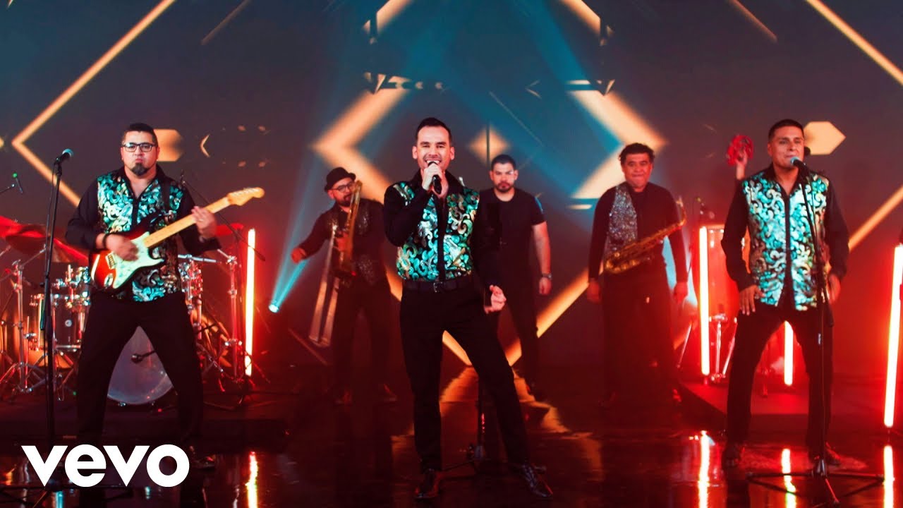 Muziek Grand Band - Hooked On A Feeling