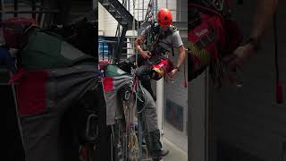 Rope access croll rescue with the Harken Wingman #ropeaccess #wingman