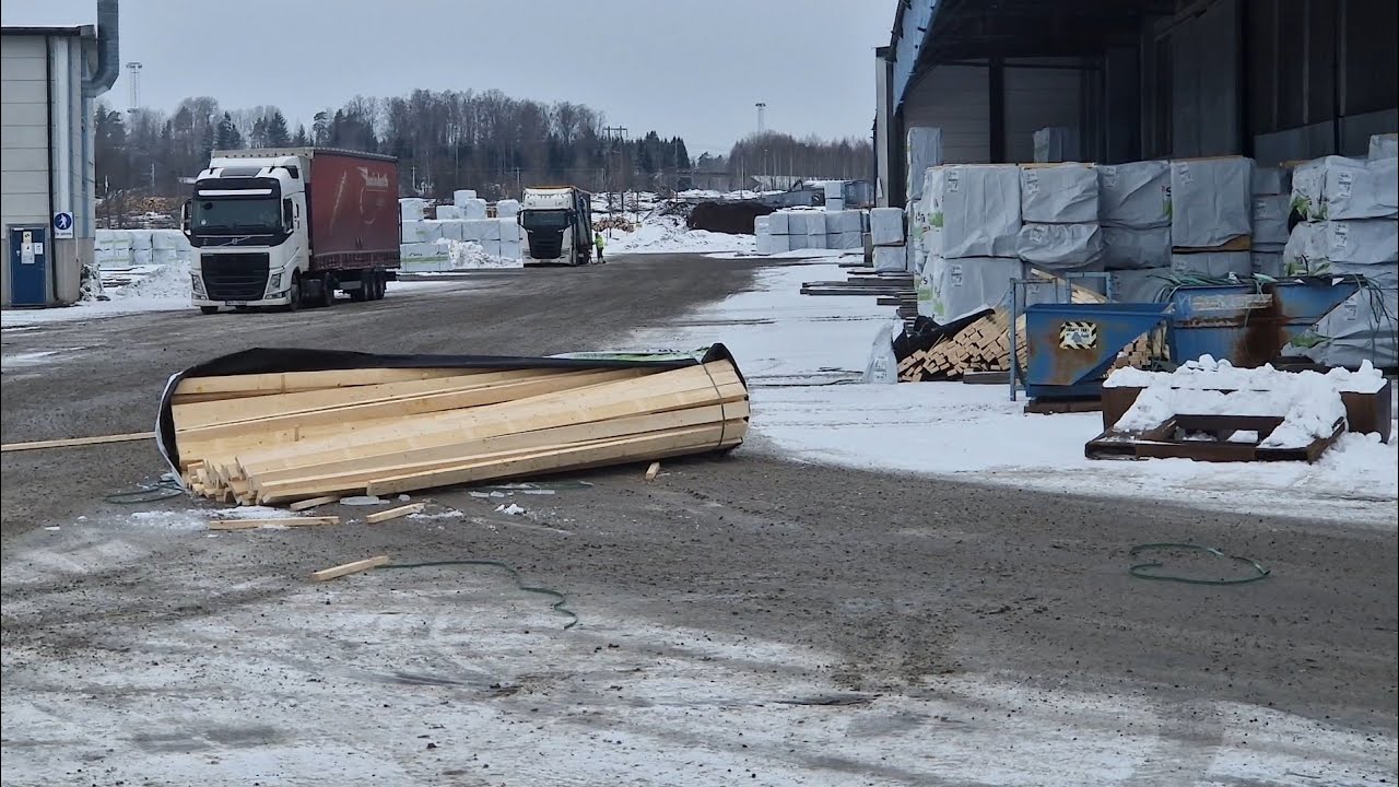 S28E15 Atbulas Iš Kelto. Kunigas Rokeris. Darbėnai.