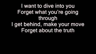 Maroon 5. "Makes Me Wonder" (Lyrics)