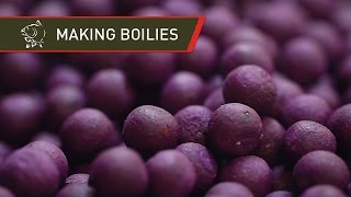 inflatie geloof Impressionisme Carp fishing - Making Purple Monster Squid boilies at the Nash Bait factory  with Gary Bayes - YouTube