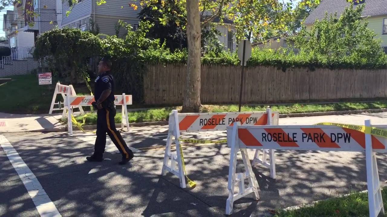 Roselle Park police investigate reports of suspicious envelopes YouTube