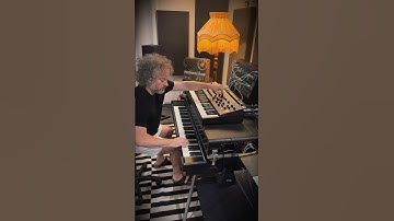 Piano vs Synth - Sunday Session Jam 08 #improvisation #synthesizer #electricpiano