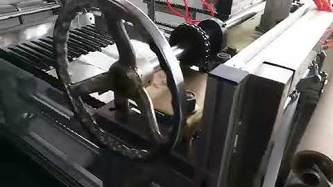 Lap sponge folding machine