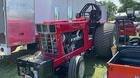 Jaký výkon má traktor Pro Stock?