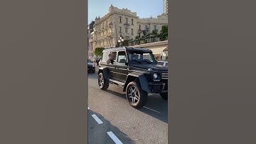 Thumbnail of G-Wagon carrying special cargo 🐻