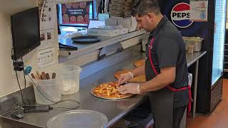 ROUND TABLE PIZZA #usa #pizza #pizzalover #food #italianfood #california #fastfood #pizzalover #lodi