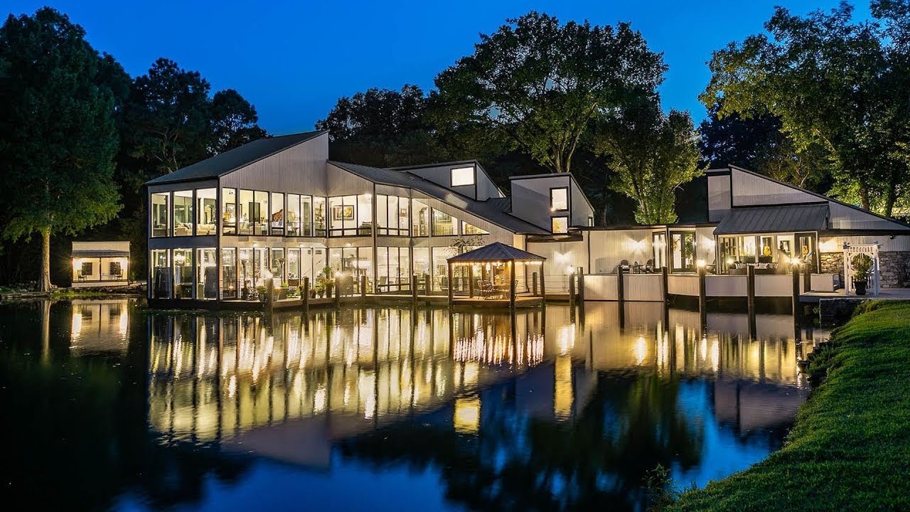 3,899,500 to own the most UNIQUE and MAJESTIC HOME with 4 acre lake in