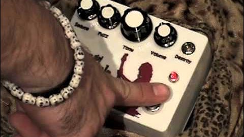 Fuzzbox Girl Fuzz Fatale multi function guitar effects pedal review