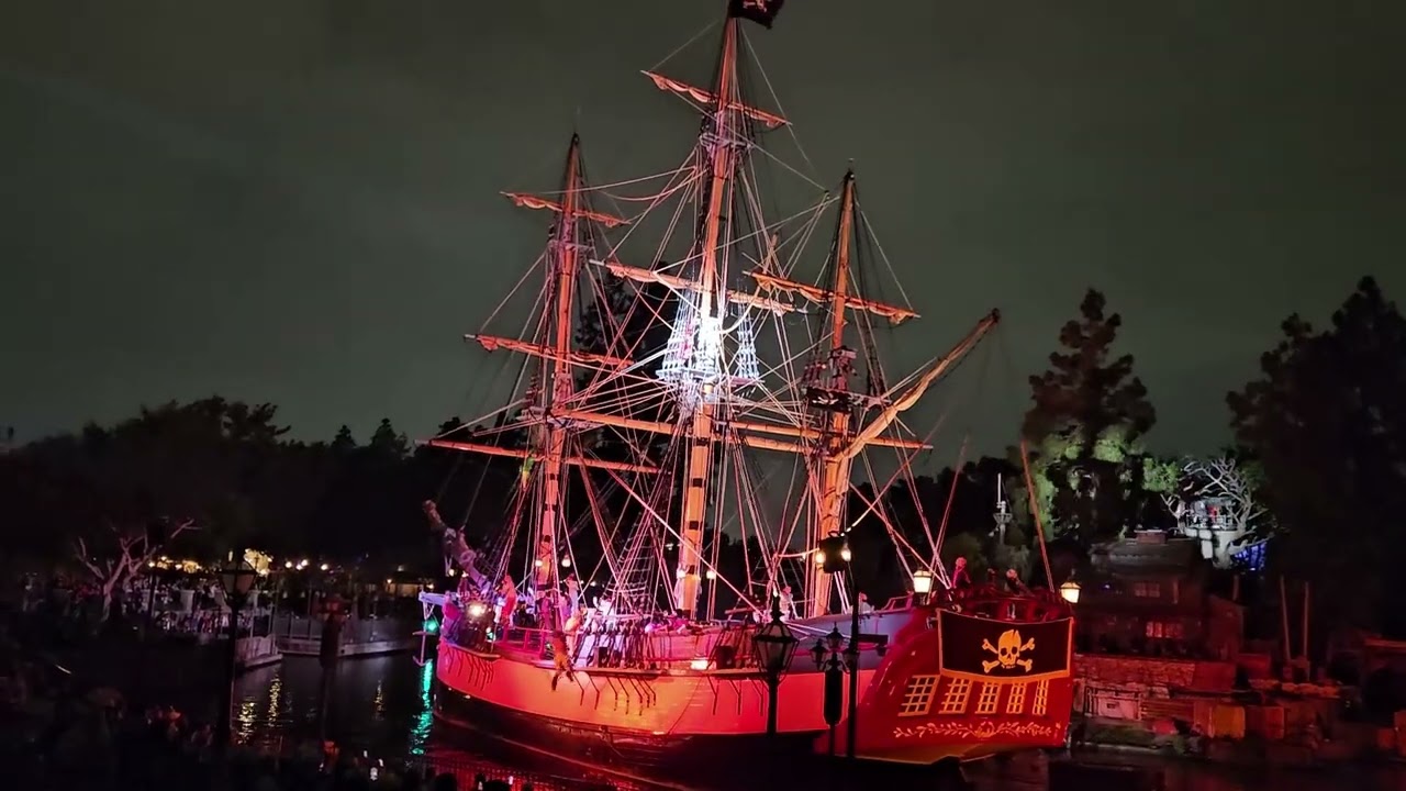 Disneyland - Fantasmic 05.28.25