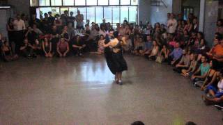 MARIELA SAMETBAND y GUILLE BARRIONUEVO en Viva La Pepa Milonga (2/4)