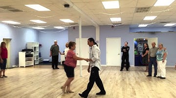 Hustle   Ladies Underarm Turn