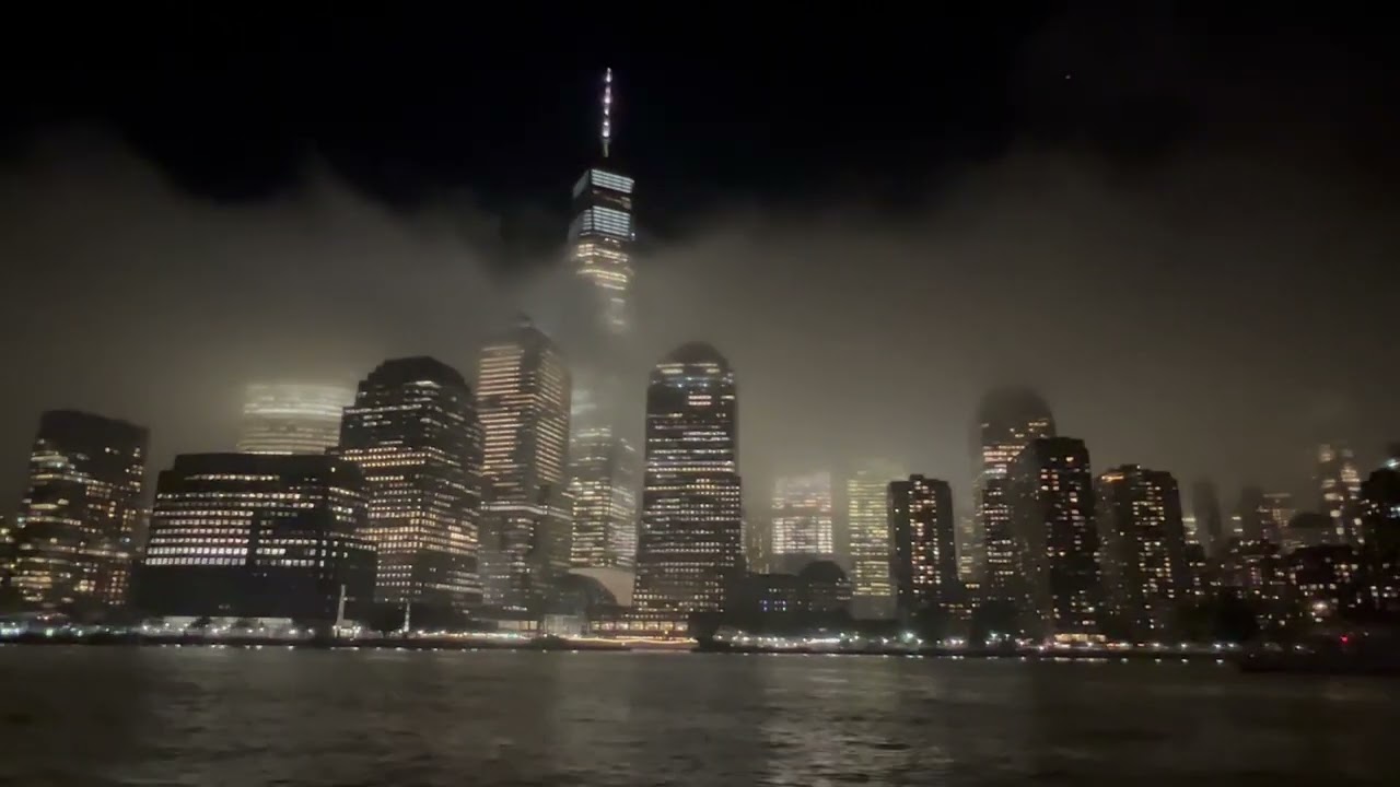 City Skyline Bateaux New York Dinner Cruise