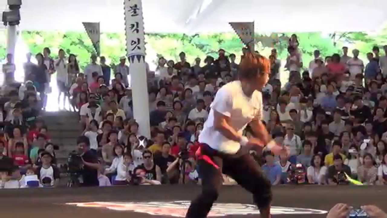 2015 Redbull Kick It Round16