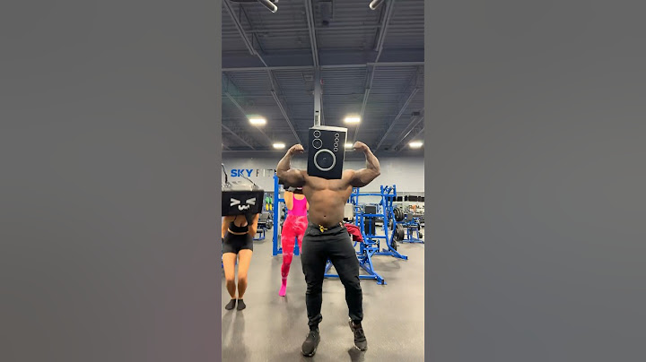 BIG SPEAKER MAN FLEXING!!😳