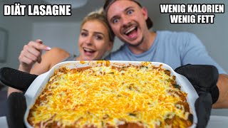 Die Beste Diät Lasagne die du je essen wirst! | Fastfood in Kalorienarm Folge 3 | FitnessCouple