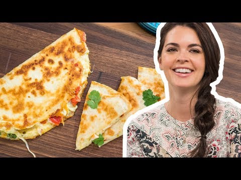 katie-lee-makes-a-perfect-shrimp-quesadilla-|-food-network