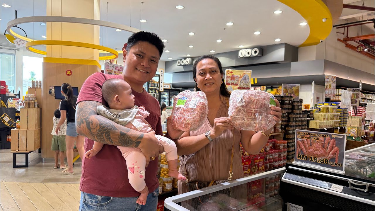 Ashley Teman Inik Shopping