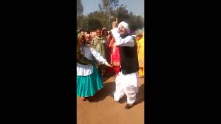 छन छन बोलै नू बोलै तेरी तागड़ी | new Desi dance couple | Tagdi || new dance 2018
