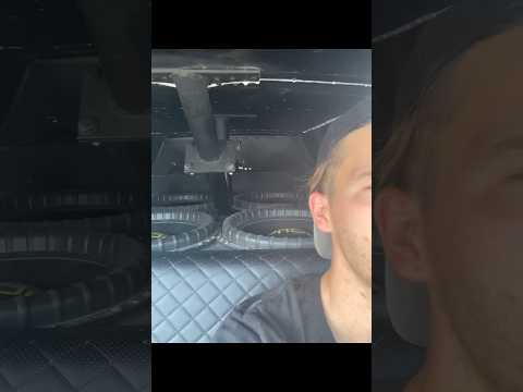 Слушайте правильные треки🖤 #shortvideo #short #shorts #автозвук #bass #автозвукболезнь #music #car