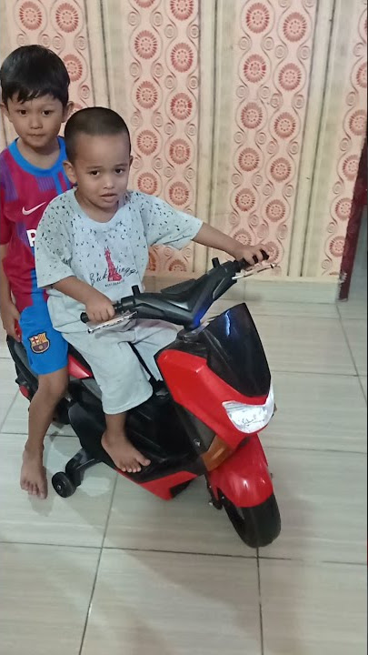 Naik N-MAX mini - MAINAN MOTOR AKI ANAK-ANAK