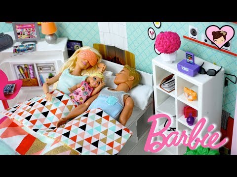 barbie-&-ken-family-morning-routine---baby-doll-toy-pool-fun!